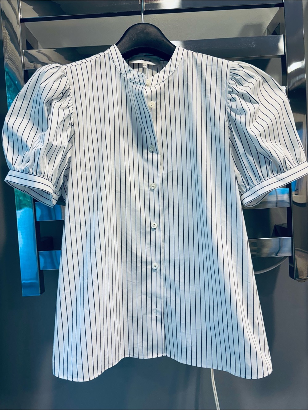 NWT Frame Striped Button-Front Puff Sleeve Blouse White with Navy Stripes cotton